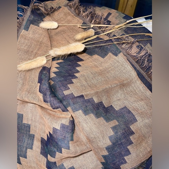 DEMIN & CO. Canyon Retreat Double Face Jacquard Scarf - Picture 6 of 8